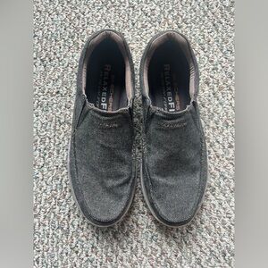 Skechers Relaxed Fit Memory Foam Slip On Shoes Sneaker Size 9 Black Tan Casual